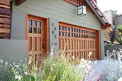 Los Angeles Garage Door And Opener Los Angeles, CA 323-621-4009 - standard-side